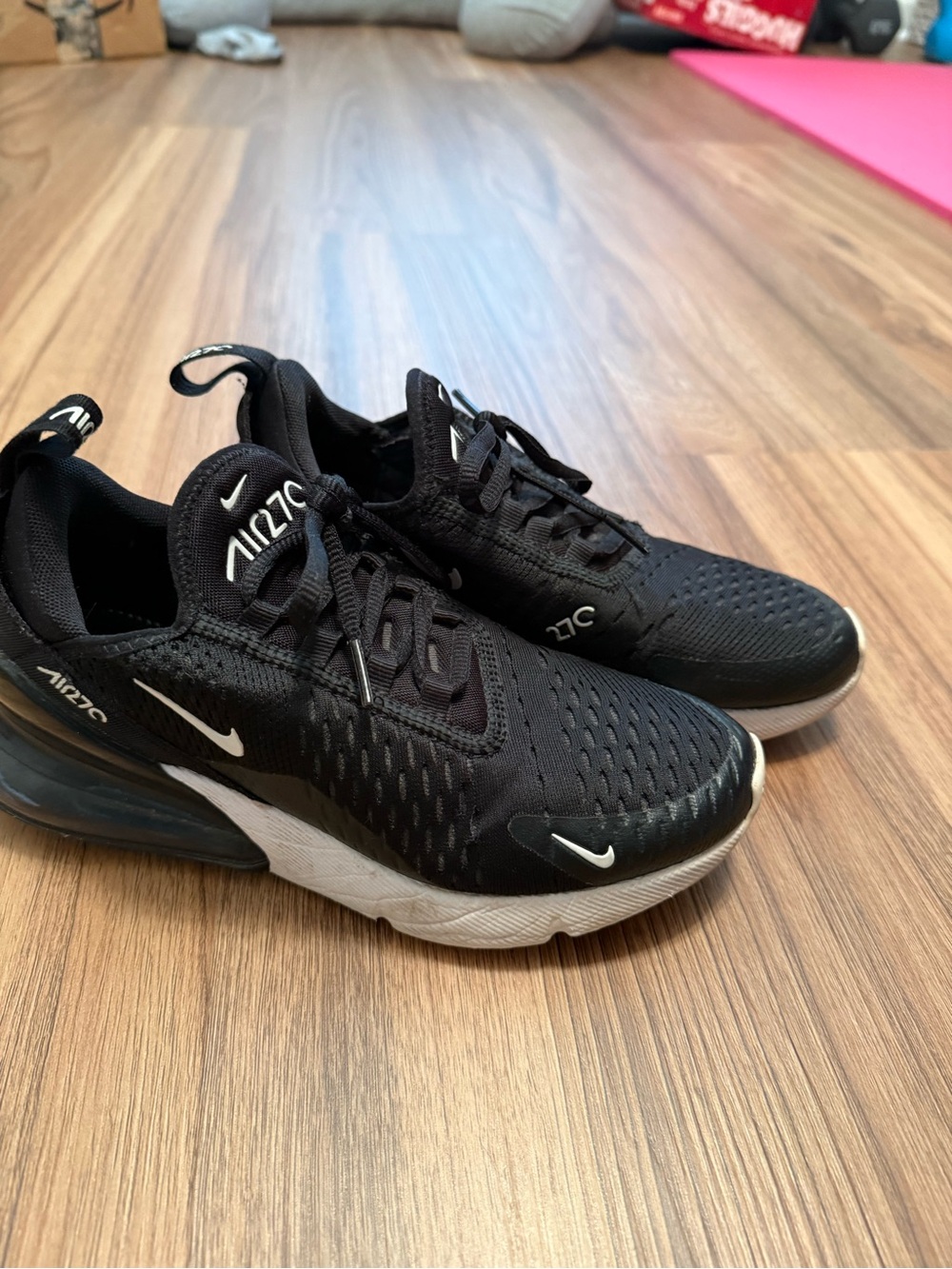 Nike Black & White Air Max 270 Lightweight Running Shoes